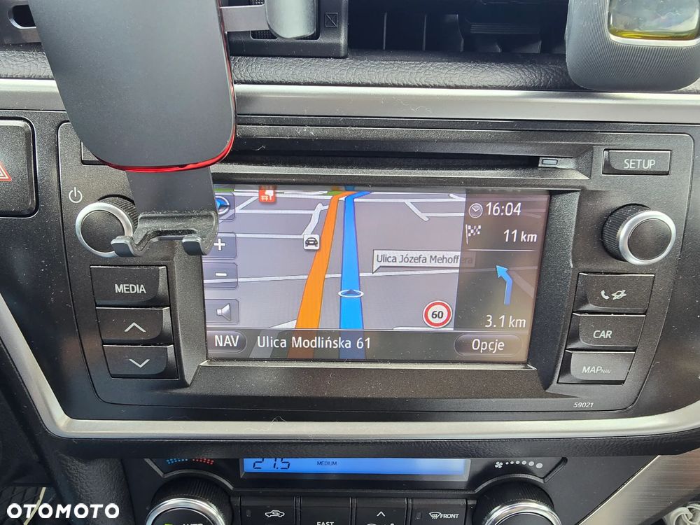 Toyota Auris 1.6 Premium MS - 14