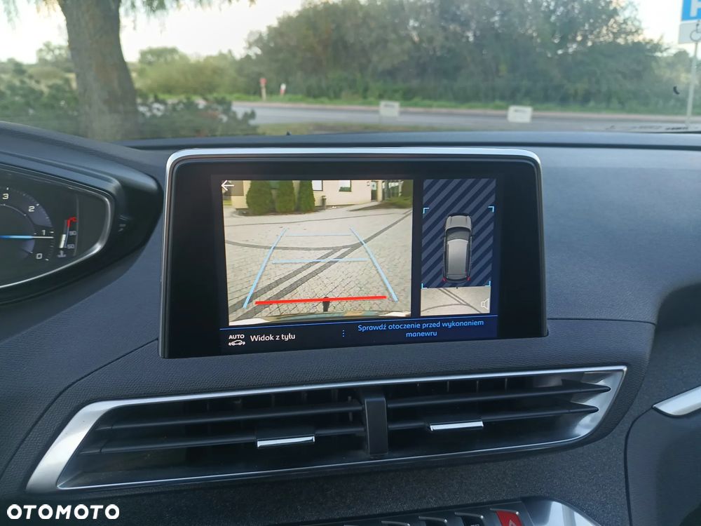 Peugeot 3008 1.5 BlueHDi Allure S&S - 15