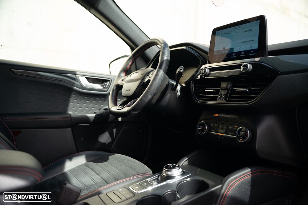 Ford Kuga 2.5 PHEV ST-Line X Graphite Tech - 16