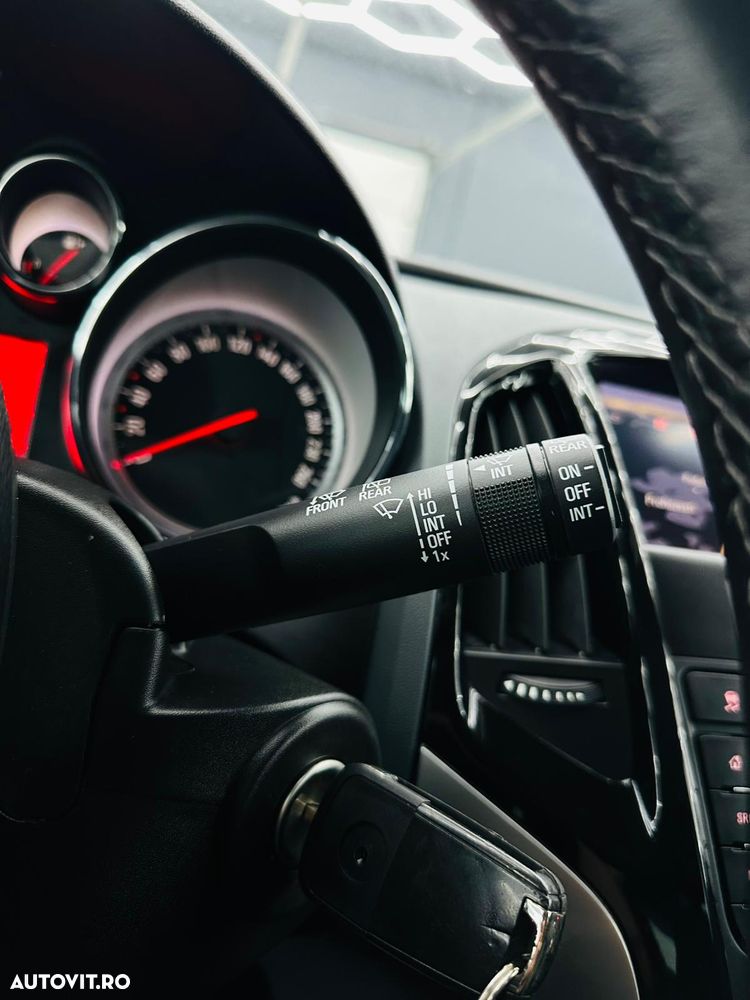 Opel Astra 1.6 CDTI ECOTEC ECOFlex Start/Stop Dynamic - 28