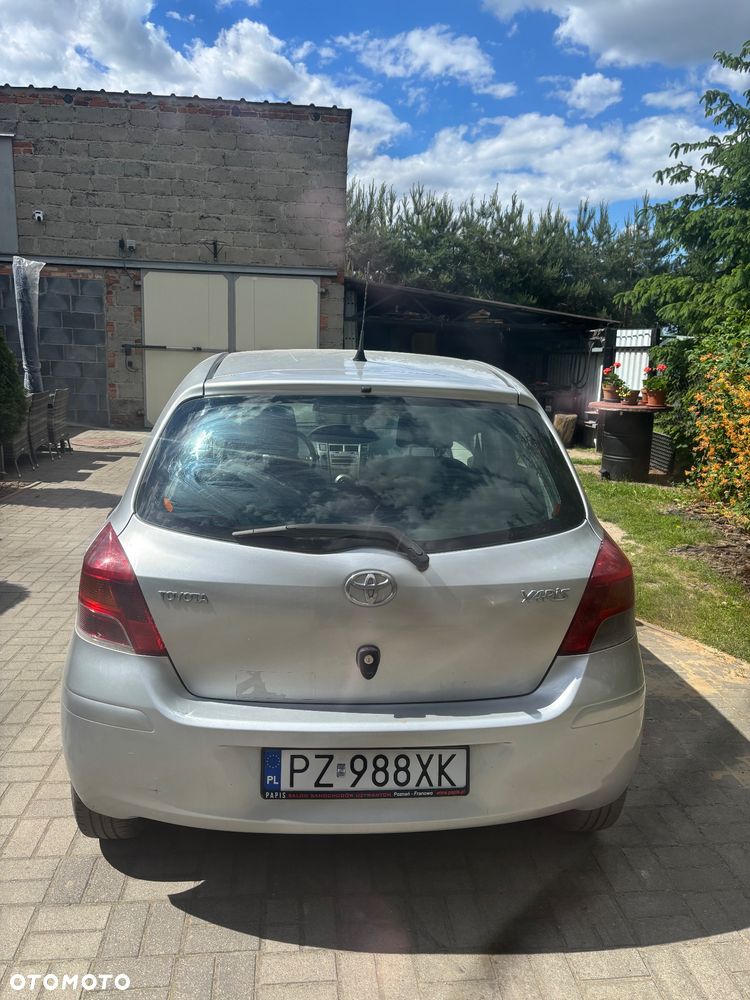 Toyota Yaris - 5