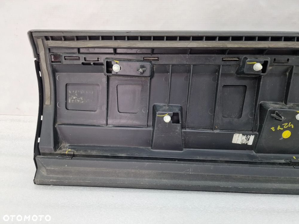 AUDI Q7 LIFT 4M0 19- PRAWA LISTWA DRZWI TYLNA TYLNIA TYŁ , NR 4M0853970 / 4M0583970N/M/P/Q , NR AUKCJI LD57 - 12