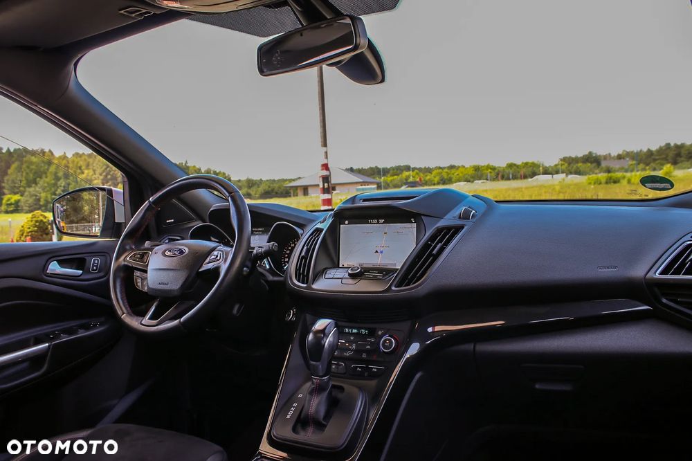 Ford Kuga 2.0 TDCi AWD ST-Line - 26