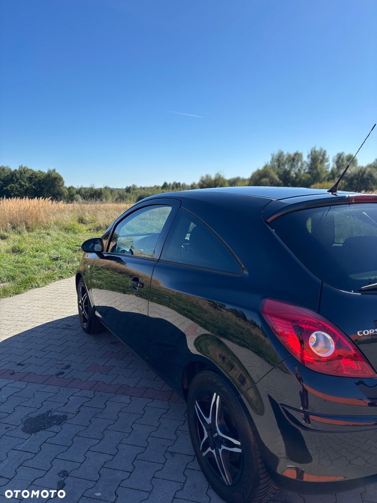 Opel Corsa 1.4 16V Edition 111 Jahre - 8