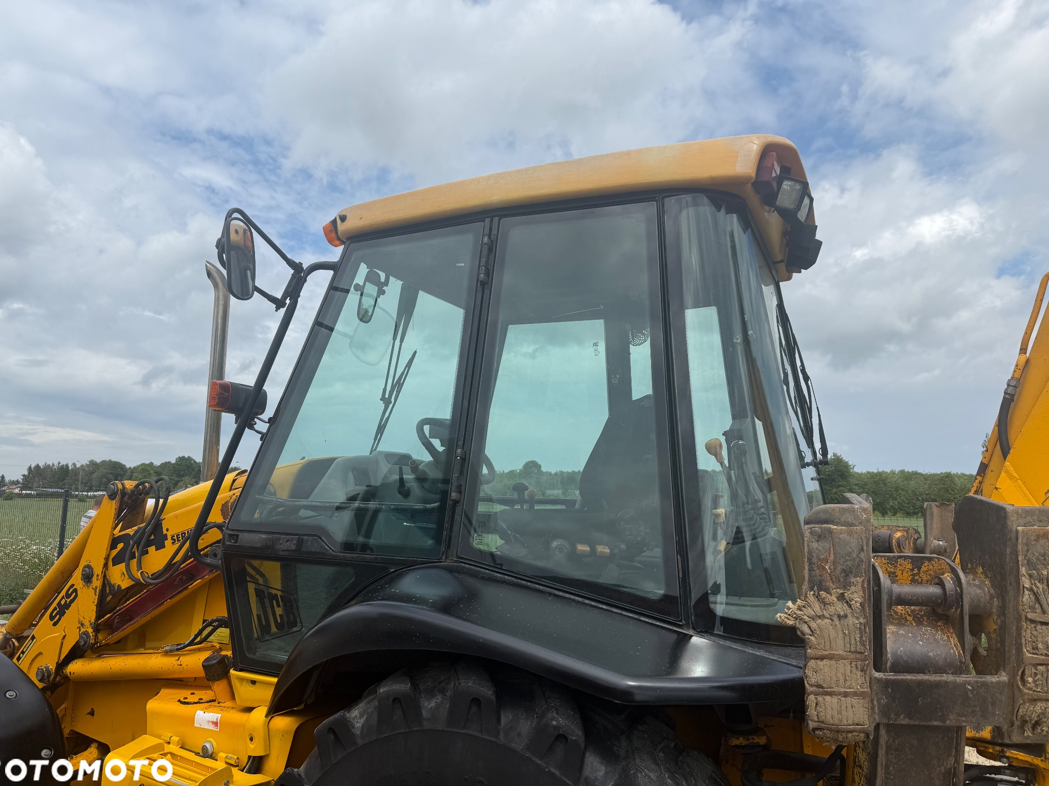 JCB 3cx - 9
