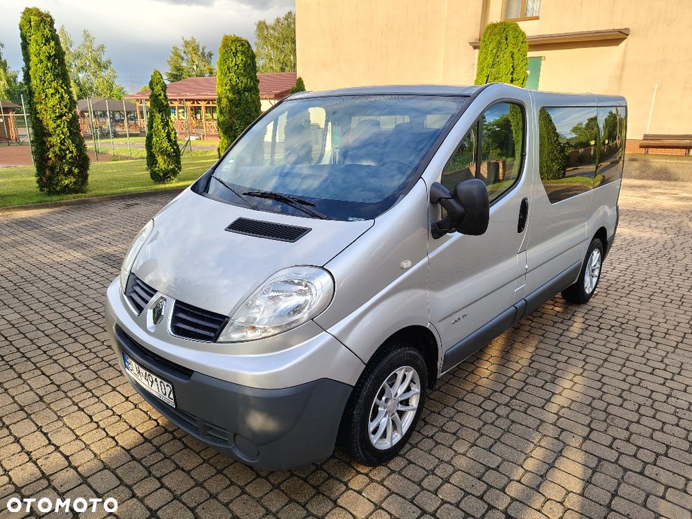 Renault Trafic - 2
