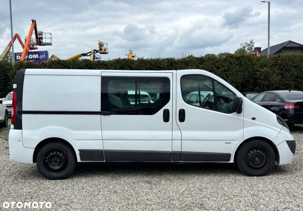 Opel Vivaro - 6