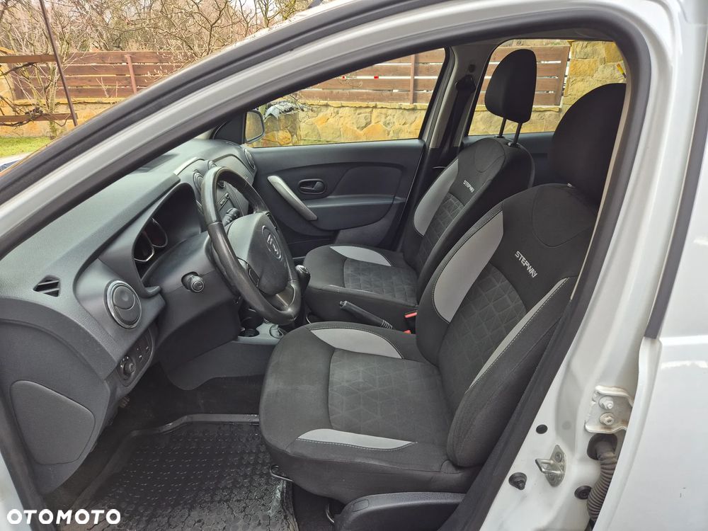 Dacia Sandero Stepway dCi 90 S&S Prestige - 9