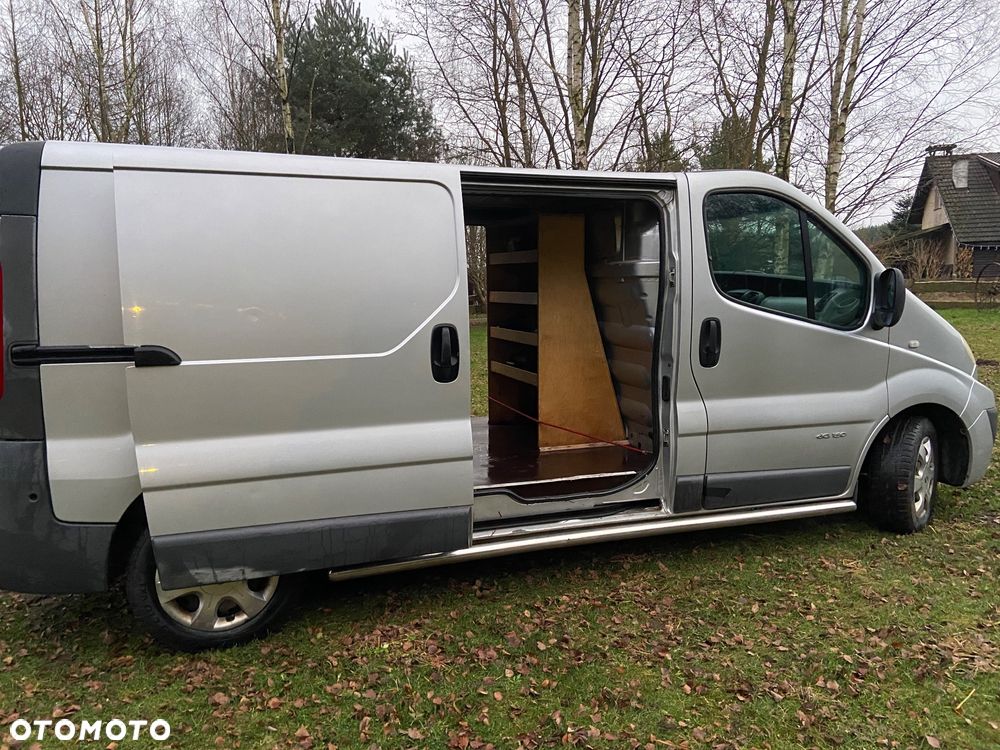 Renault TRAFIC - 7