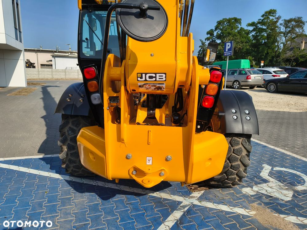 JCB 540-140 2023R klimatyzacja - 14