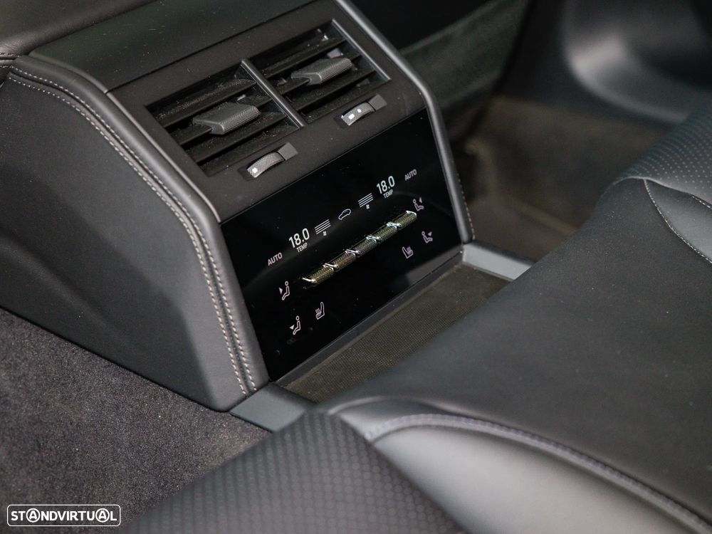 Porsche Panamera 4S E-Hybrid - 33