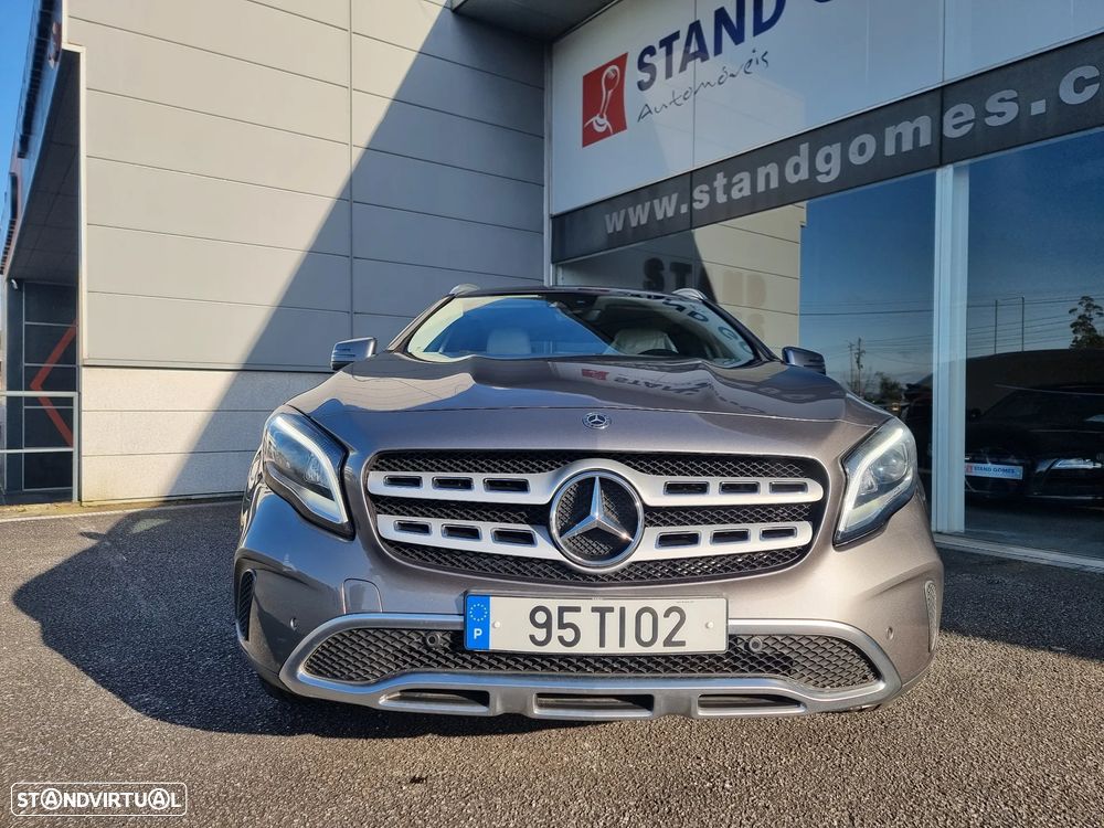 Mercedes-Benz GLA 180 d Urban - 3