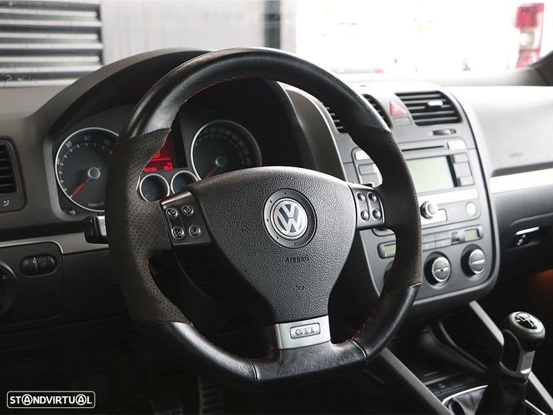 VW Golf 2.0 GTi - 12