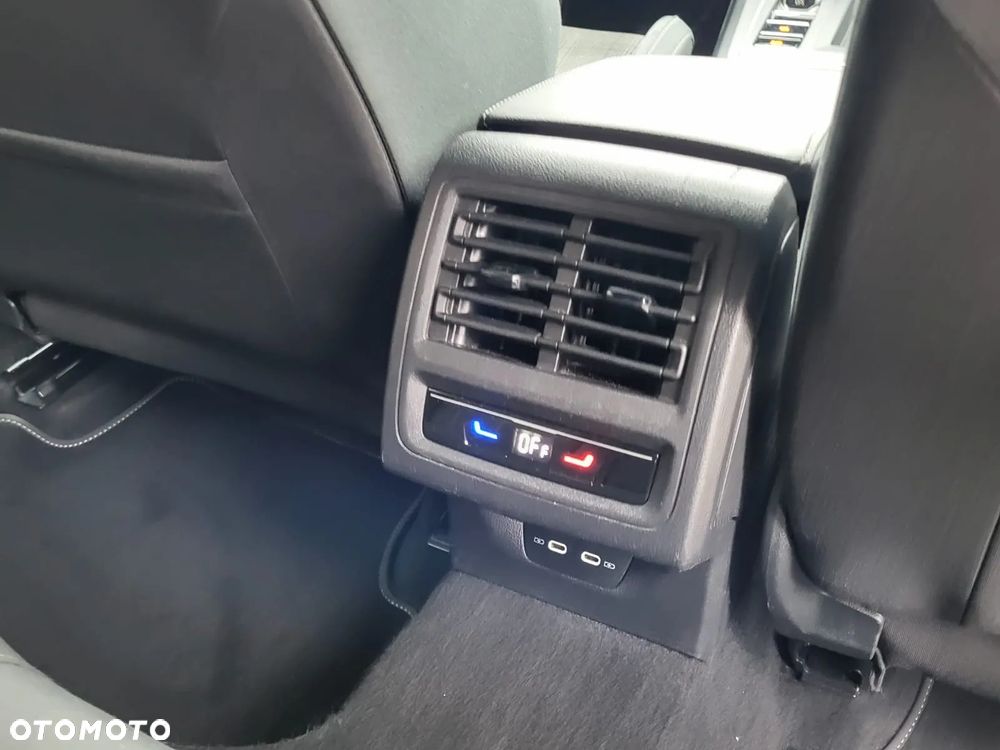 Volkswagen Golf VIII 2.0 TDI GTD DSG - 21
