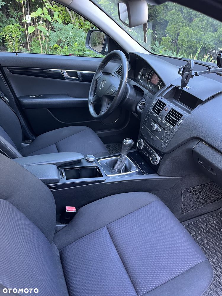 Mercedes-Benz Klasa C 220 CDI DPF Elegance - 10