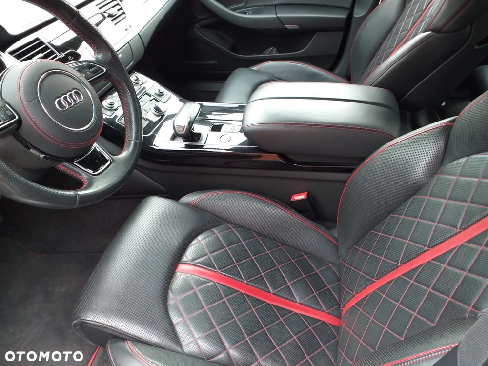Audi A8 - 7