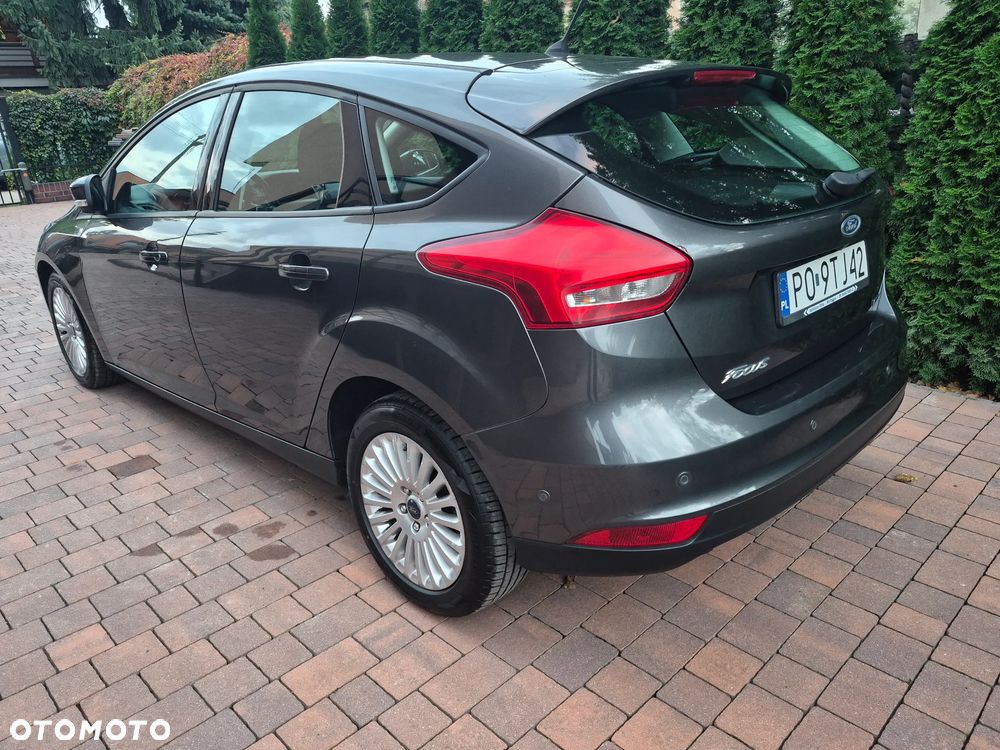 Ford Focus - 20