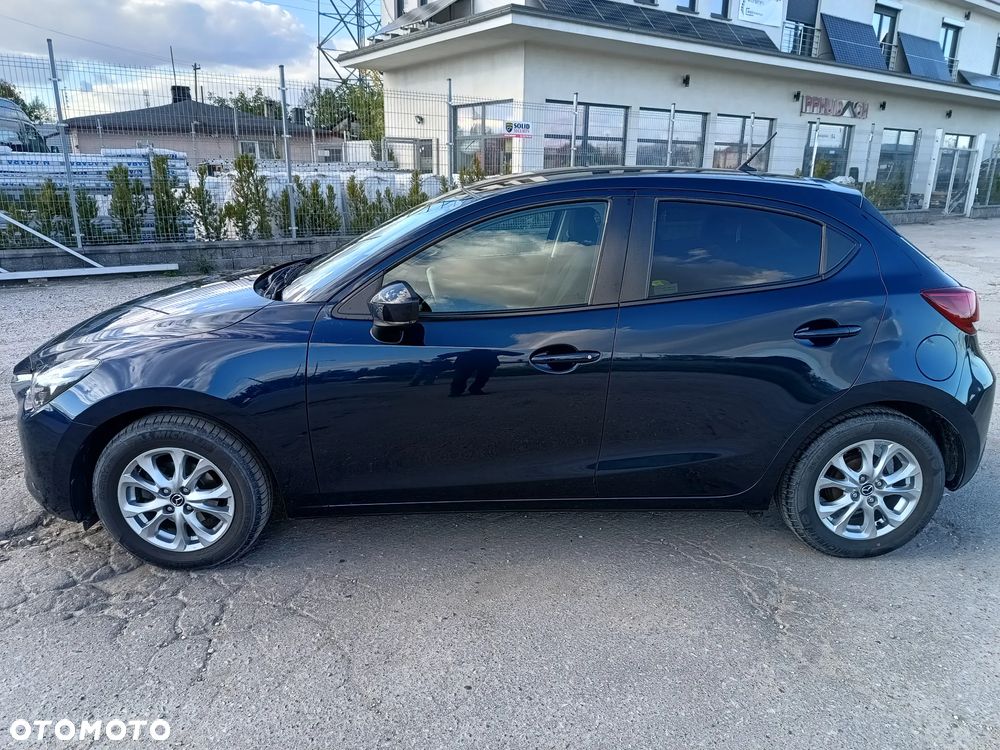 Mazda 2 - 8