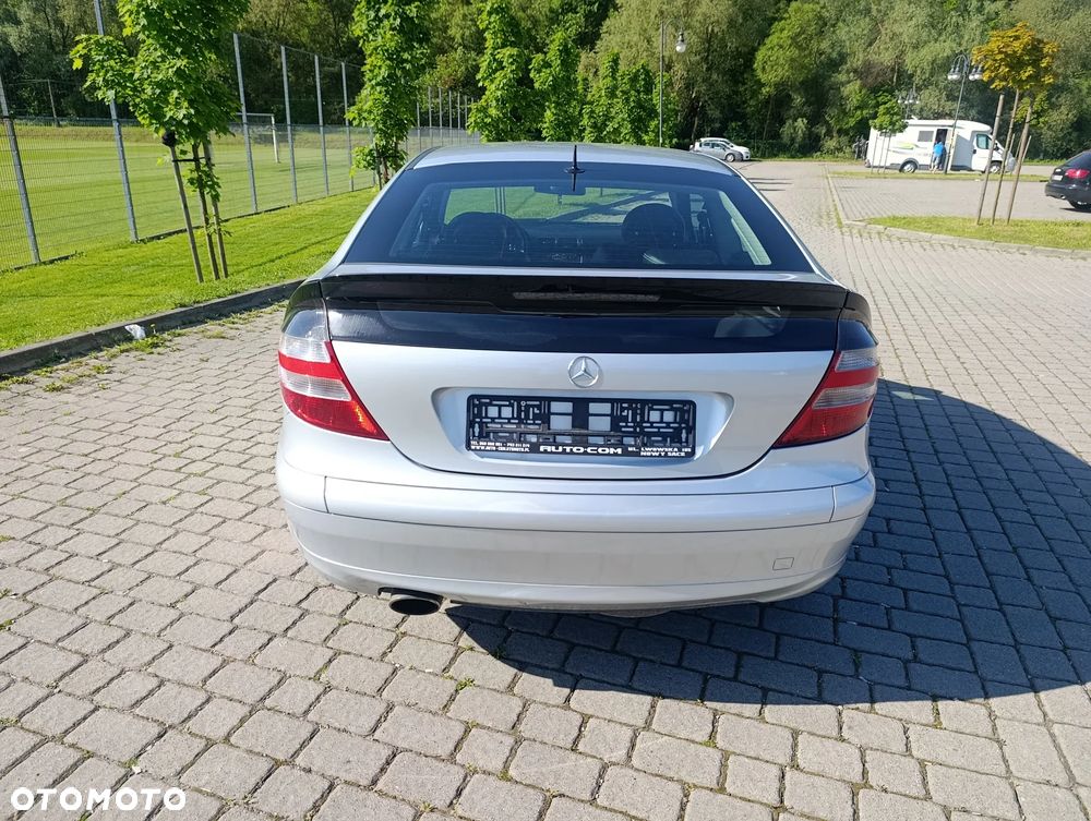 Mercedes-Benz Klasa C 200 Kompressor Sportcoupe - 8
