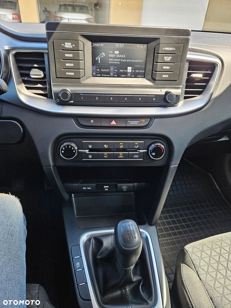 Kia Ceed 1.5 T-GDI S - 9