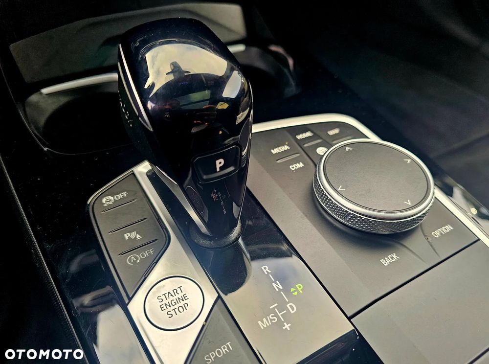 BMW Seria 1 118i M Sport - 22