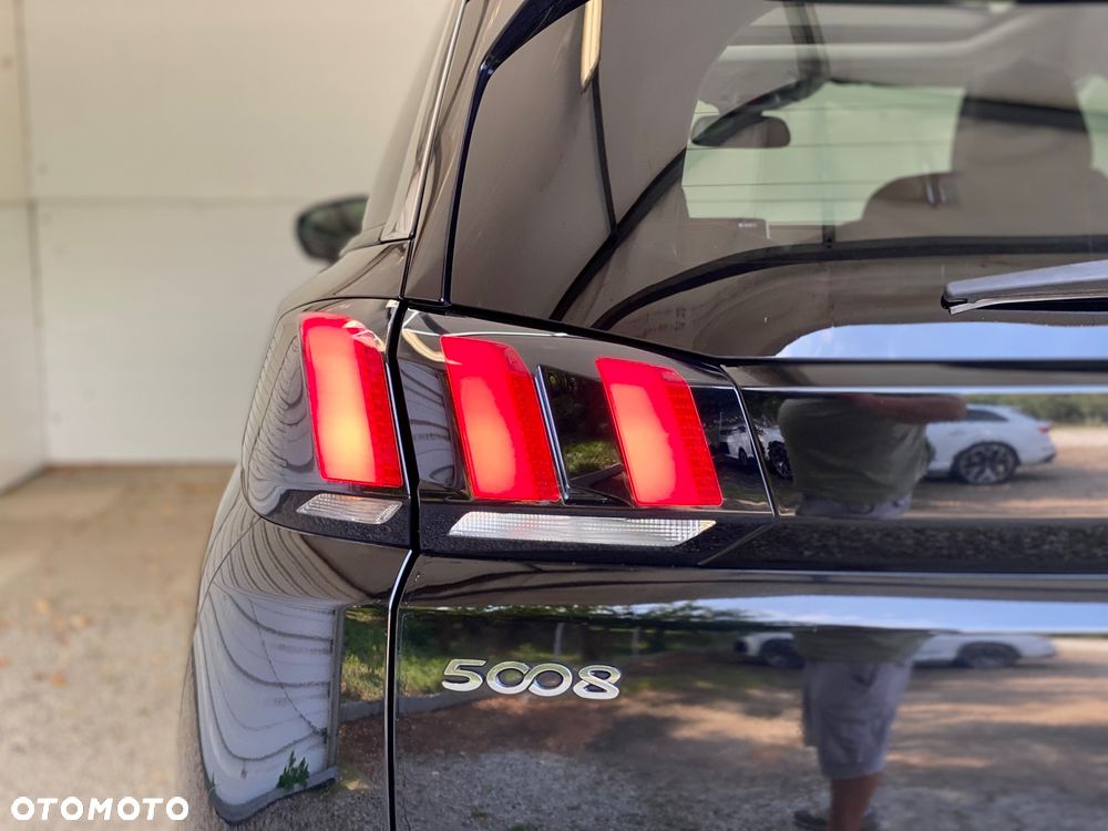 Peugeot 5008 2.0 BlueHDi Allure Pack S&S EAT8 - 22