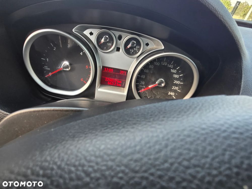 Ford Kuga 2.0 TDCi 4x4 Trend - 17