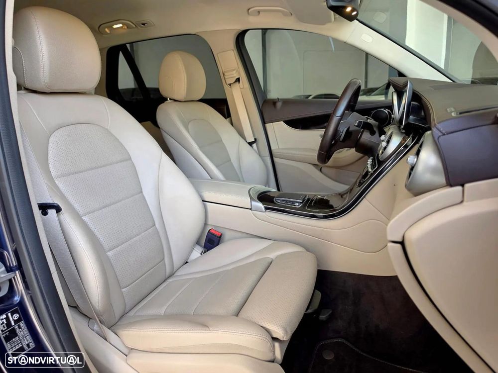 Mercedes-Benz GLC 300 e 4Matic - 34