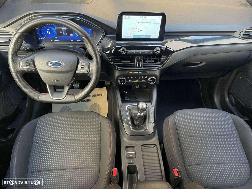 Ford Kuga 1.5 TDCi EcoBlue ST-Line - 11