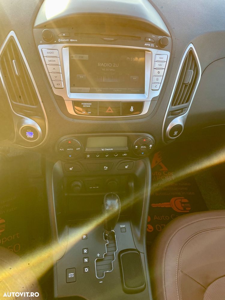 Hyundai ix35 2.0 CRDI 4WD Automatik Style - 9