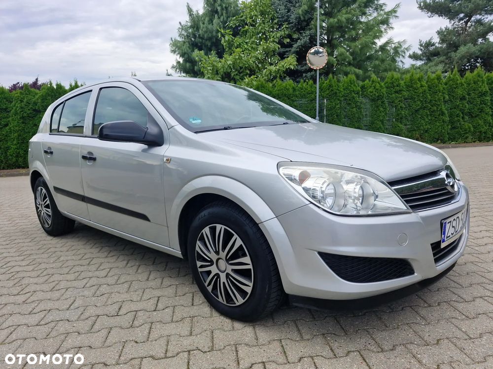Opel Astra 1.6 Enjoy - 10