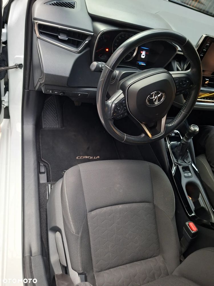 Toyota Corolla - 5