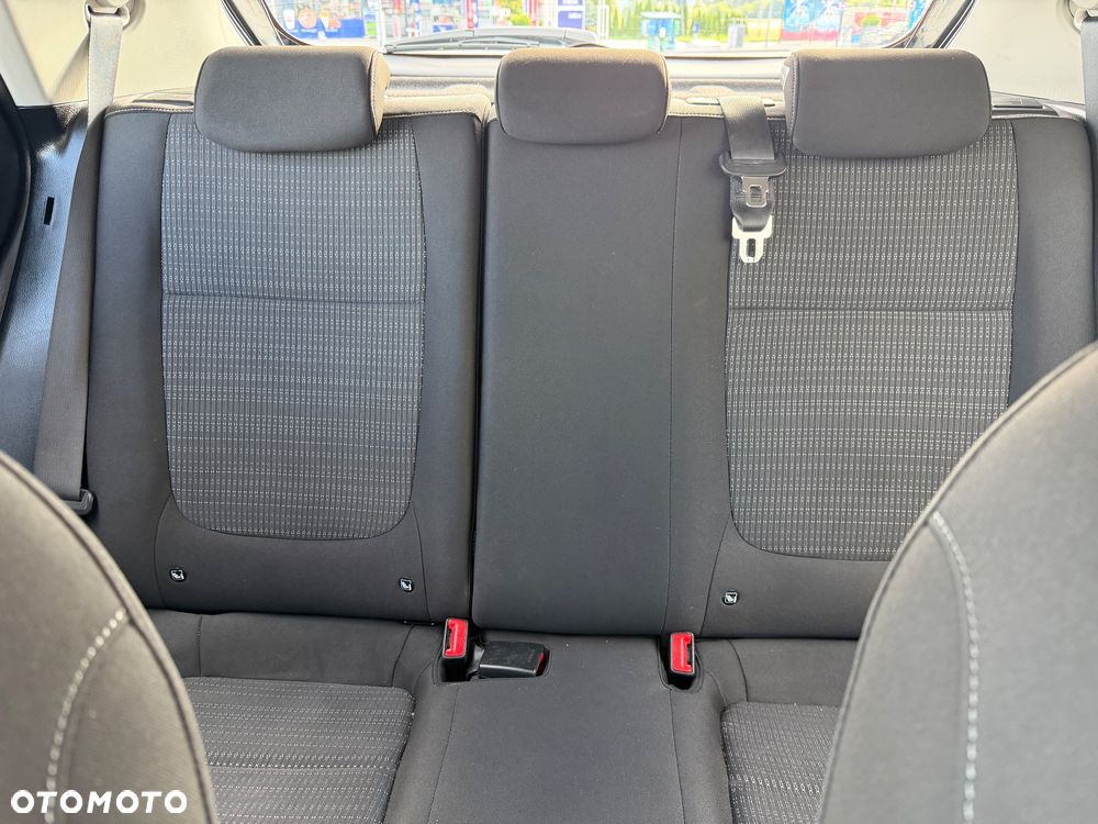 Kia Stonic - 22