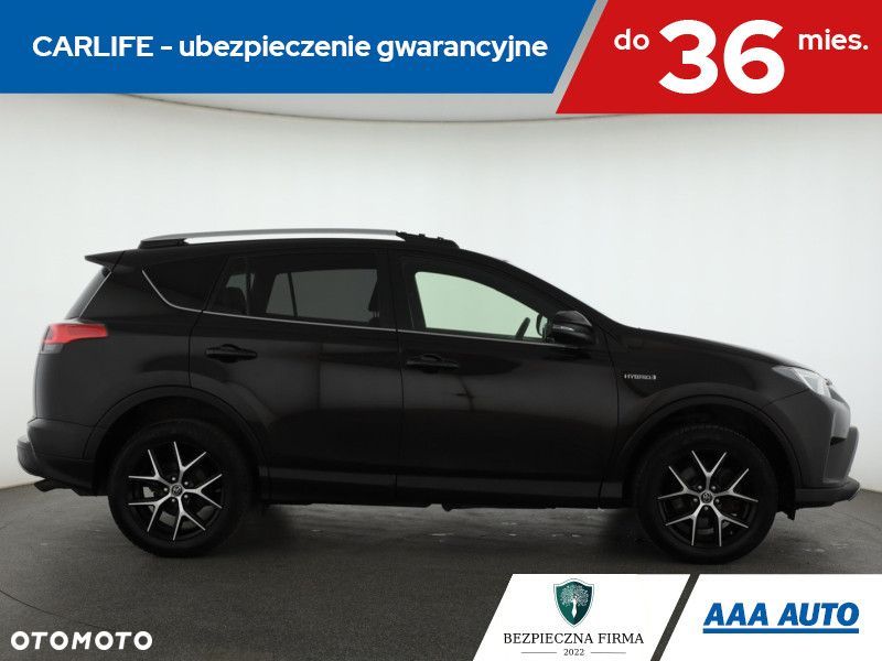 Toyota RAV4 - 8