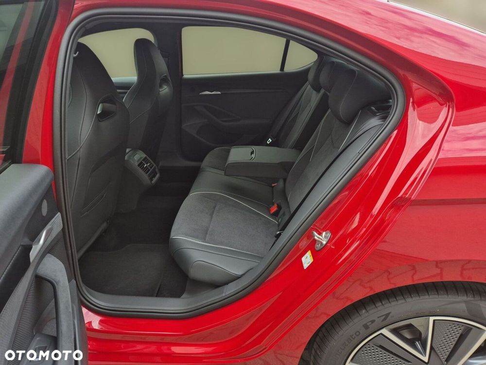 Skoda Superb 2.0 TSI Sportline DSG - 22