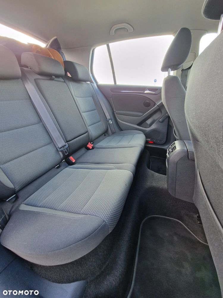 Volkswagen Golf 1.6 TDI BlueMot Comfortline - 10