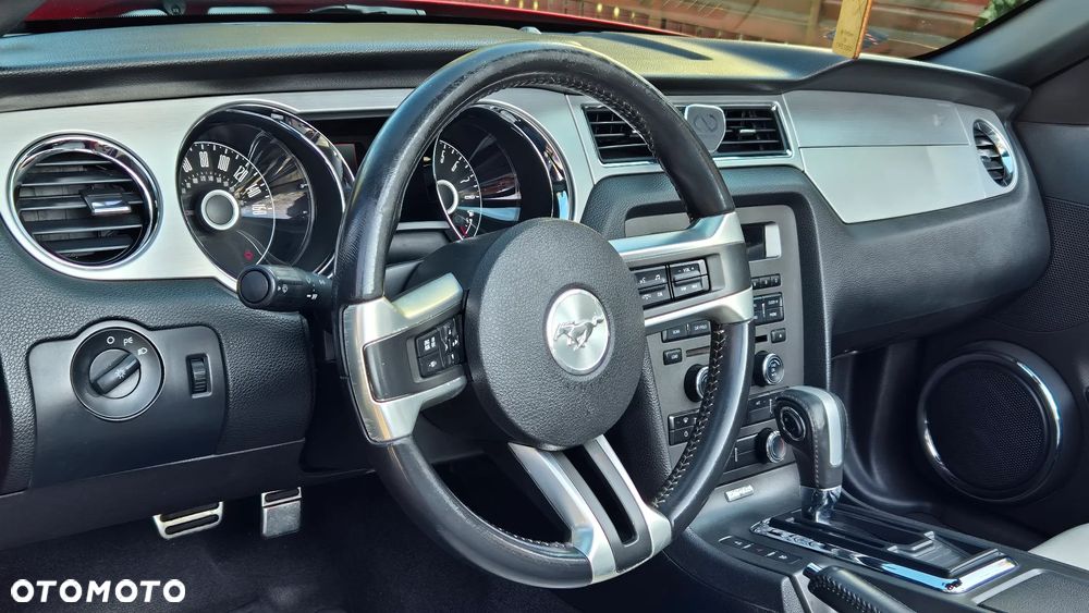 Ford Mustang 3.7 V6 - 8