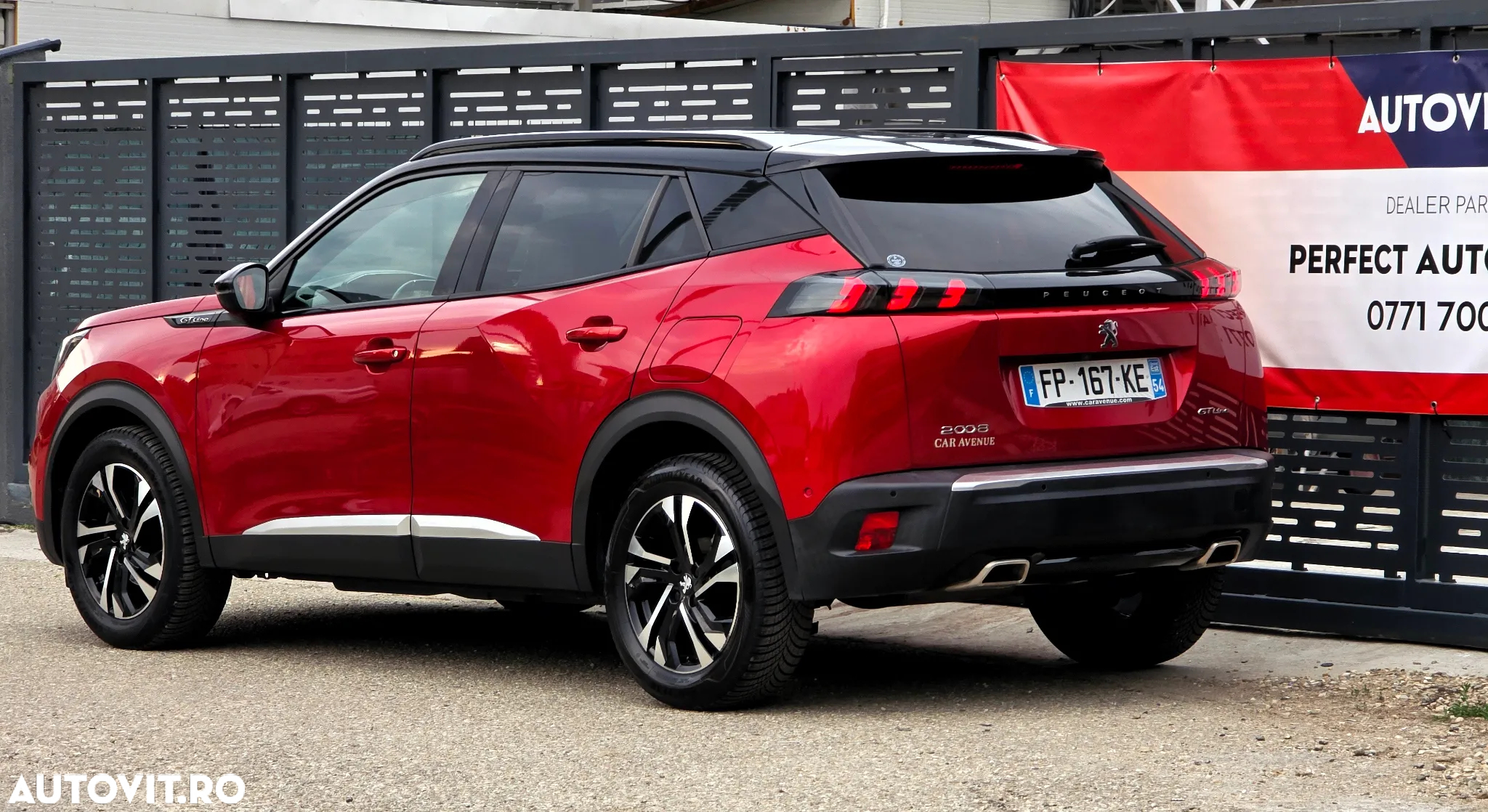 Peugeot 2008 1.2 L PureTech STT EAT8 GT Line - 8
