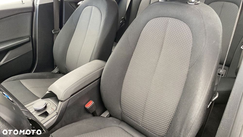 BMW Seria 1 118d Advantage - 11