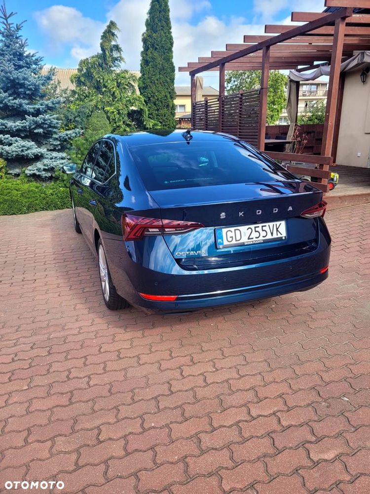 Skoda Octavia 2.0 TDI Style DSG - 3
