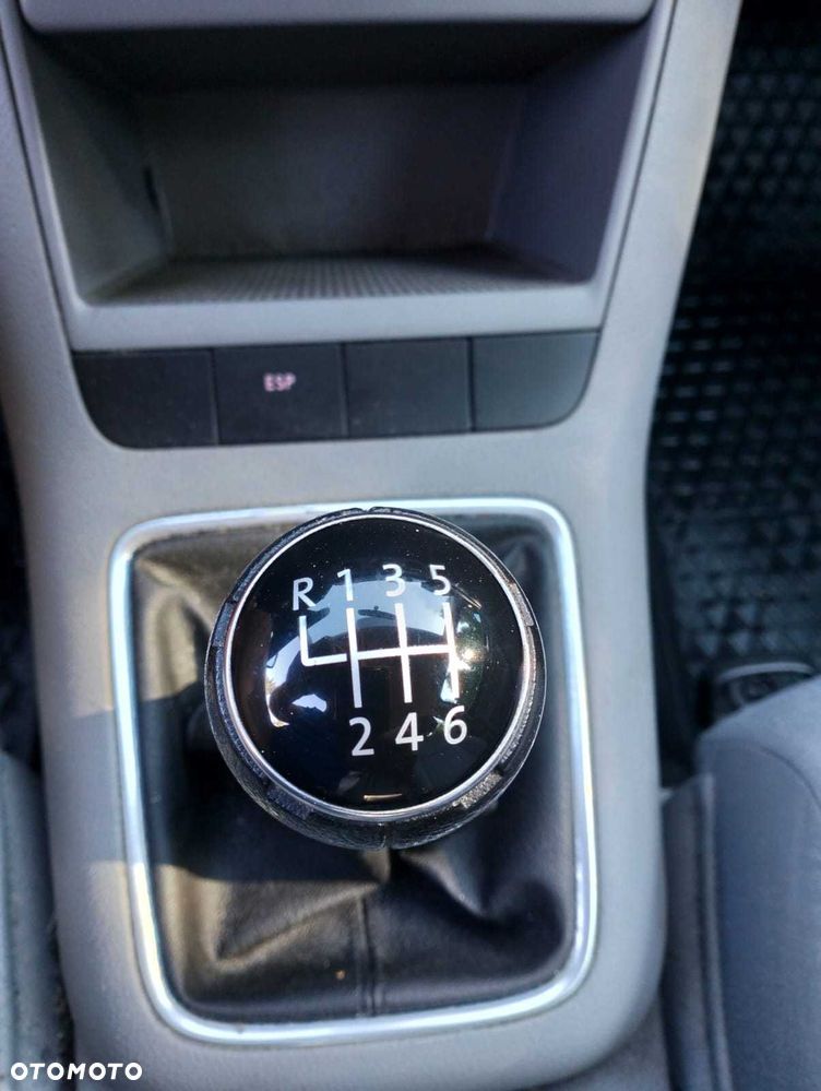 Volkswagen Golf Plus - 12
