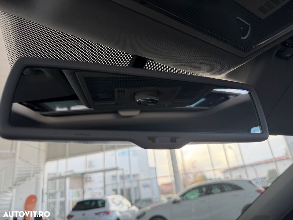 Volkswagen Polo 1.6 TDI DSG Life - 23