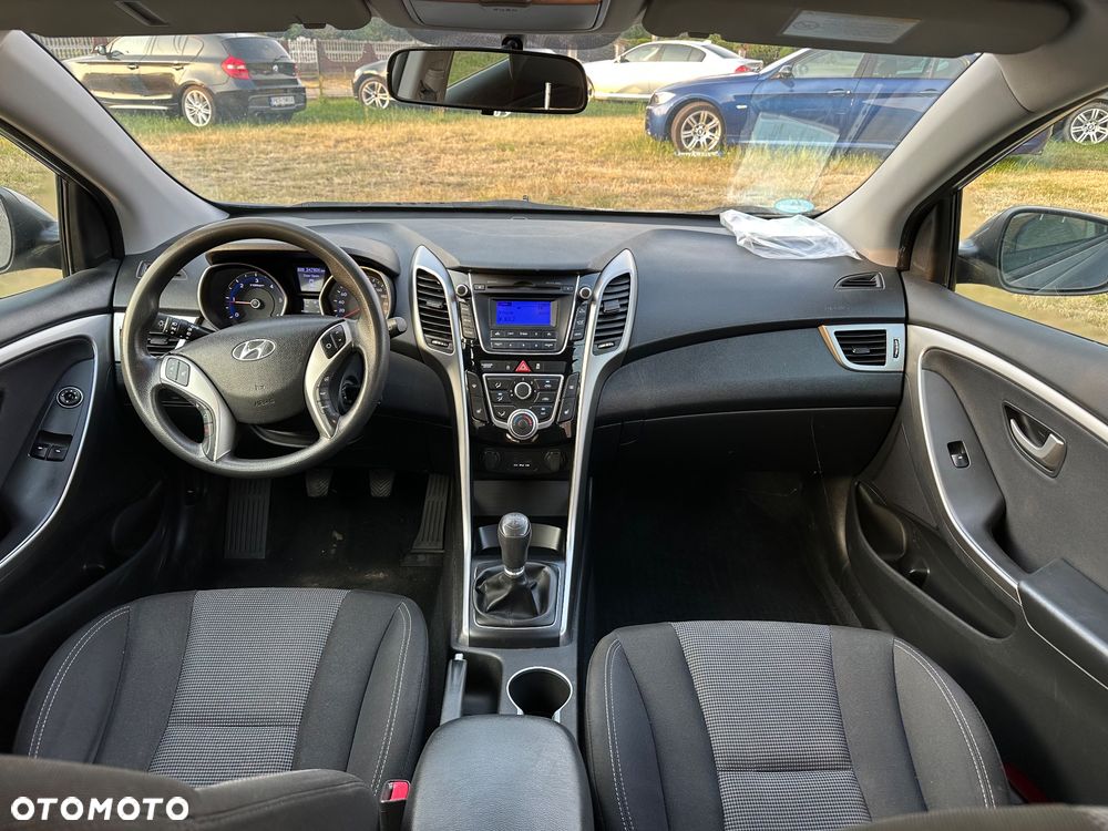 Hyundai i30 1.6 CRDI Trend - 9