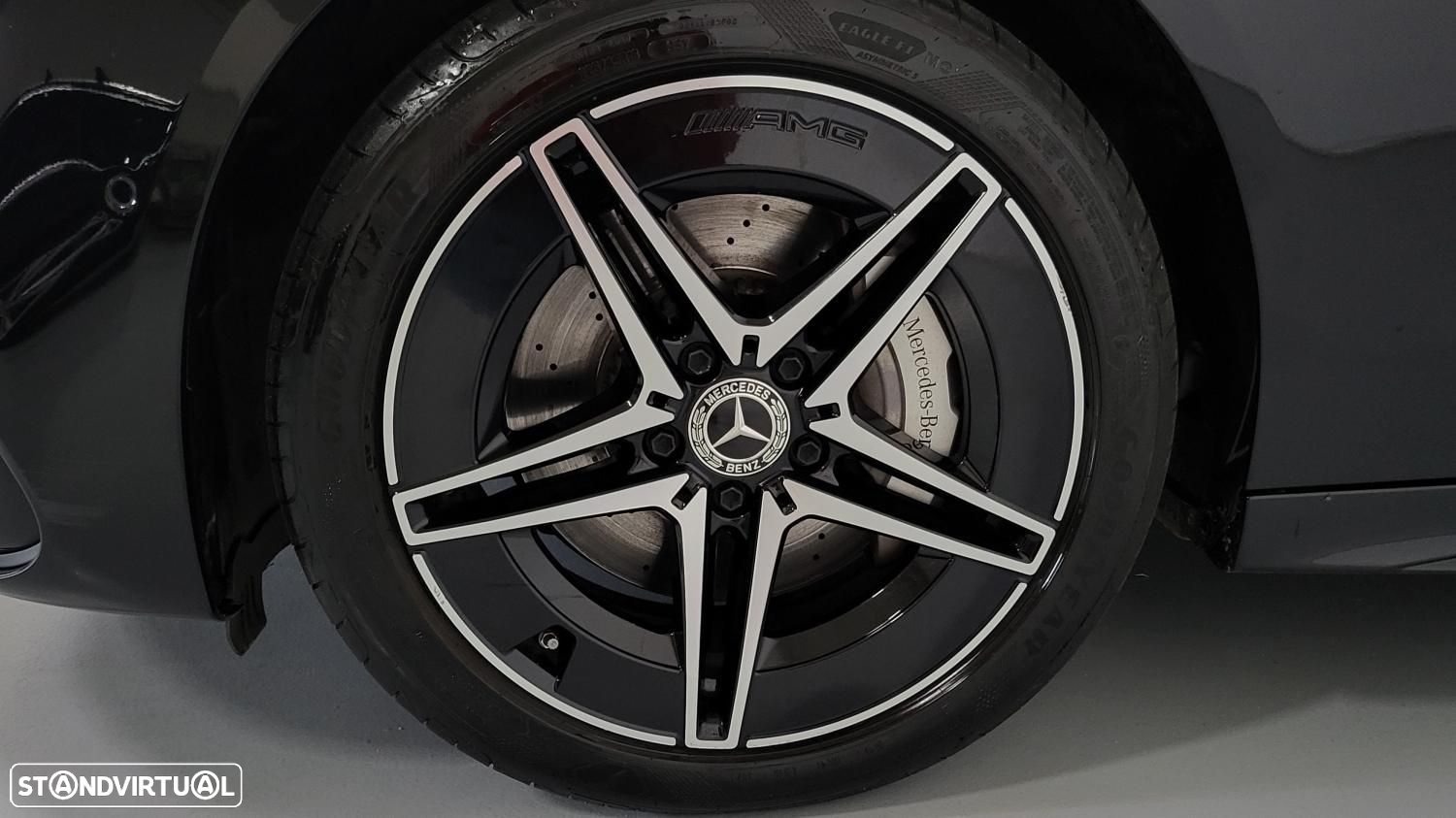 Mercedes-Benz C 300 e AMG Line - 13