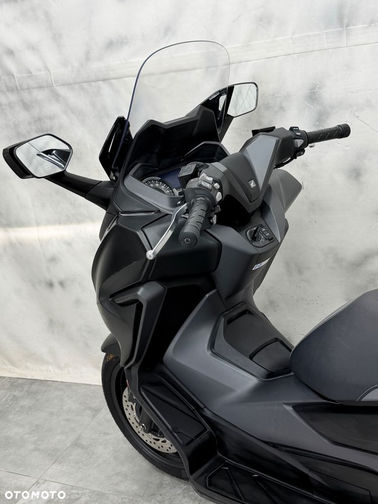 Honda NSS - 8