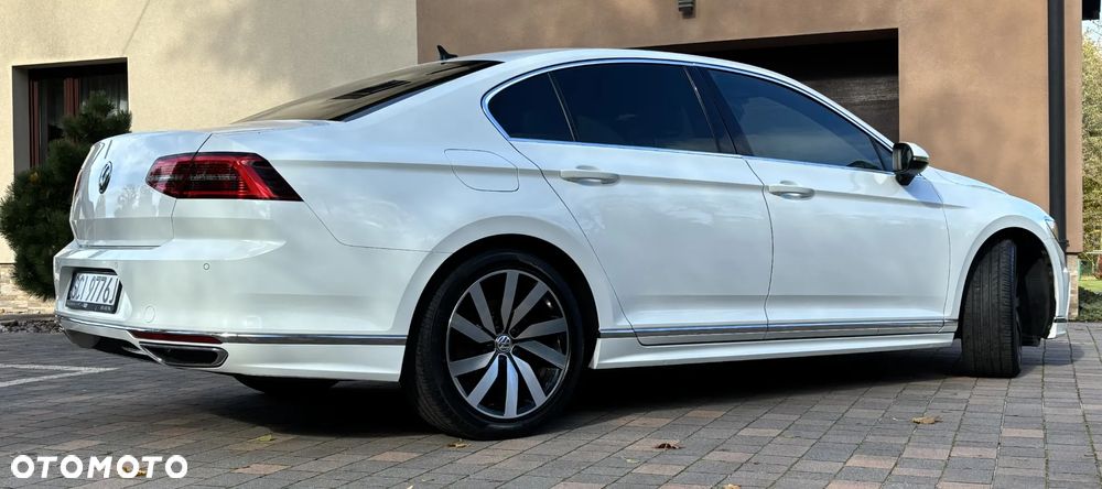 Volkswagen Passat - 5