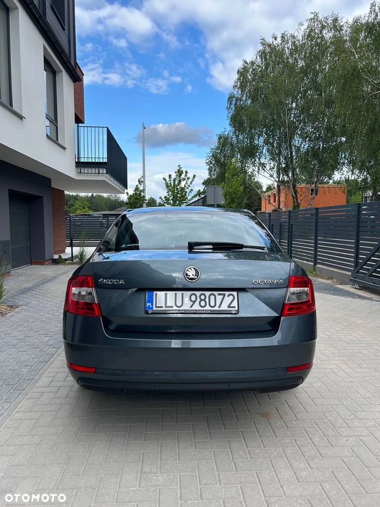 Skoda Octavia 1.6 TDI Ambition DSG - 7