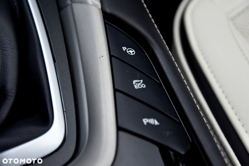 Ford Mondeo 2.0 Ti-VCT VIGNALE - 29