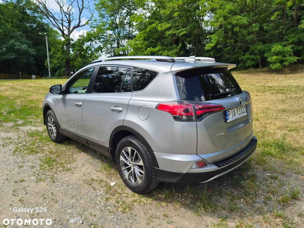 Toyota RAV4 Hybrid Premium 4x2 - 16