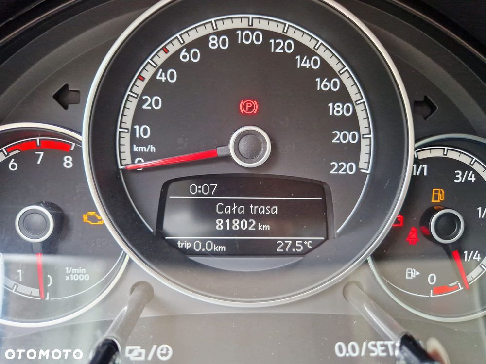 Volkswagen up! high - 24